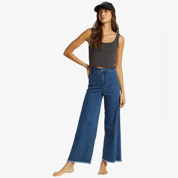 Billabong Women's Free Fall Cropped Jeans - Picture 3 of 11
